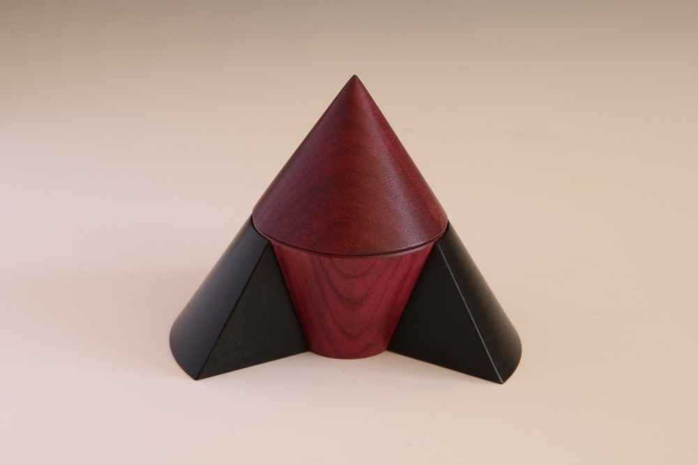 Open Cone Pointed Box
